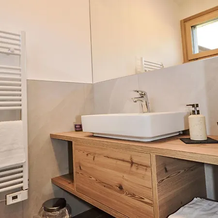 Holiday home Guarnelle House-2 By Interhome Bianzone